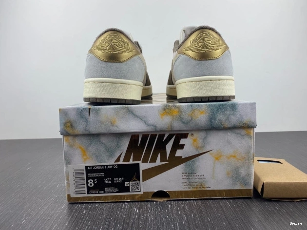 Boostmaster lin Retro 1 Air Low the of Rabbit Jordan OG Year DV1312-200 0703